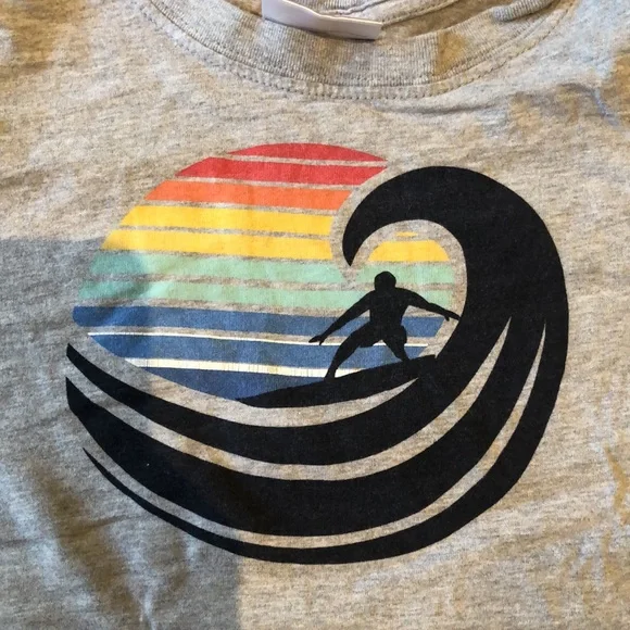 4 piece boys surf tshirt bundle - Picture 3 of 5